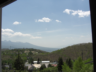 客室からの眺望例（八ヶ岳、南アルプス方面）
